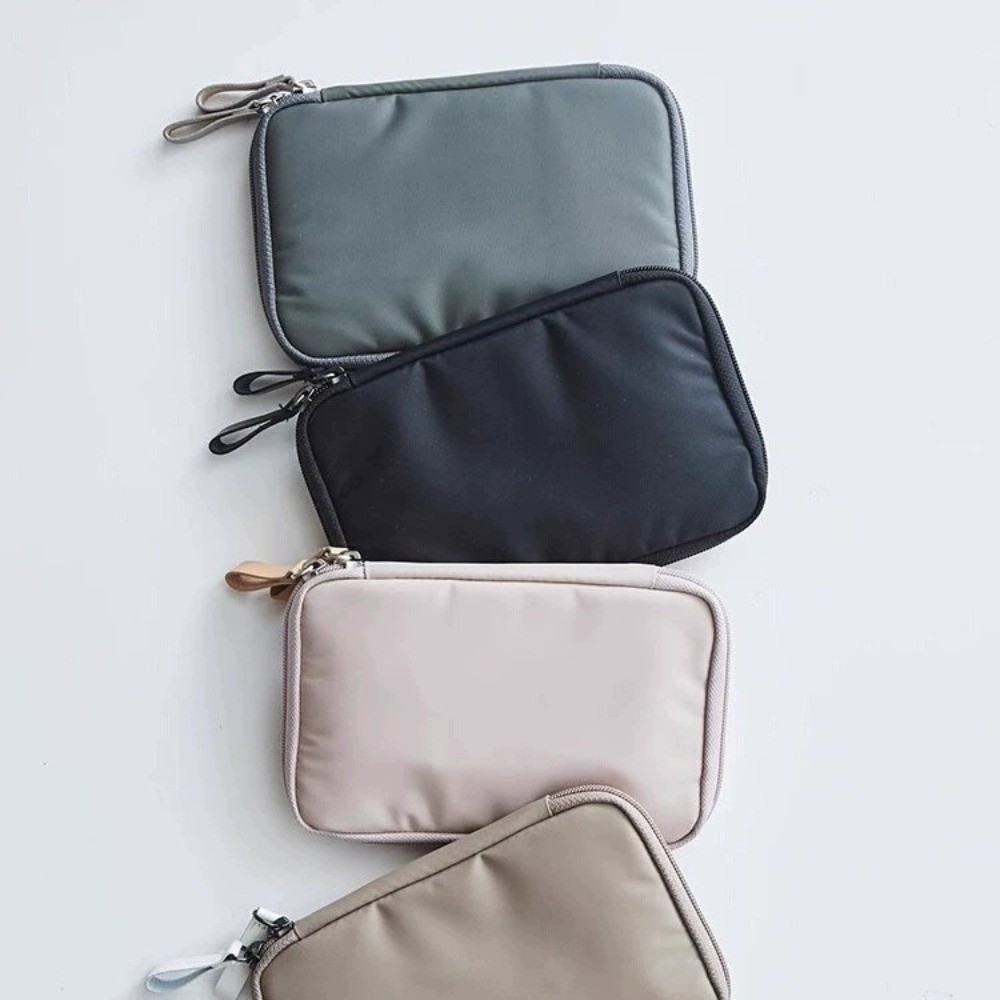 Solid Color Passport Bag Water - Travel Accessories Designer 评论和价格
